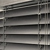 Жалюзи горизонтальные алюминиевые 50 мм, цвет темно-серый металлик перфорация